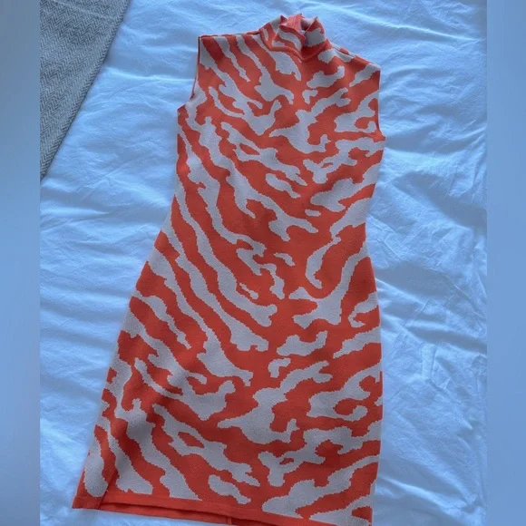 FASHION NOVA - sweater dress - worn once - Picture 2 of 3